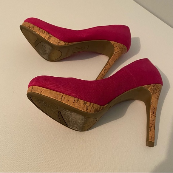 Fioni Pink Fuchsia Heels Size 6 - Picture 4 of 7